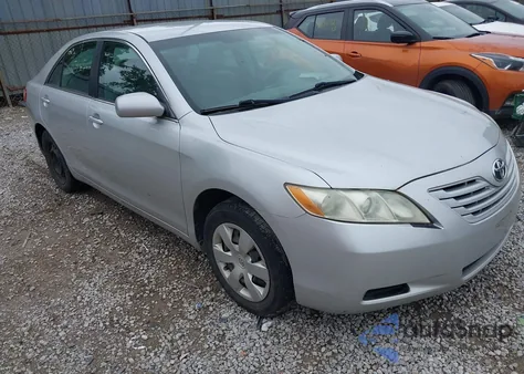 2009 Toyota Camry z USA, uszkodzony, nr VIN 4T1BE46KX9U290727